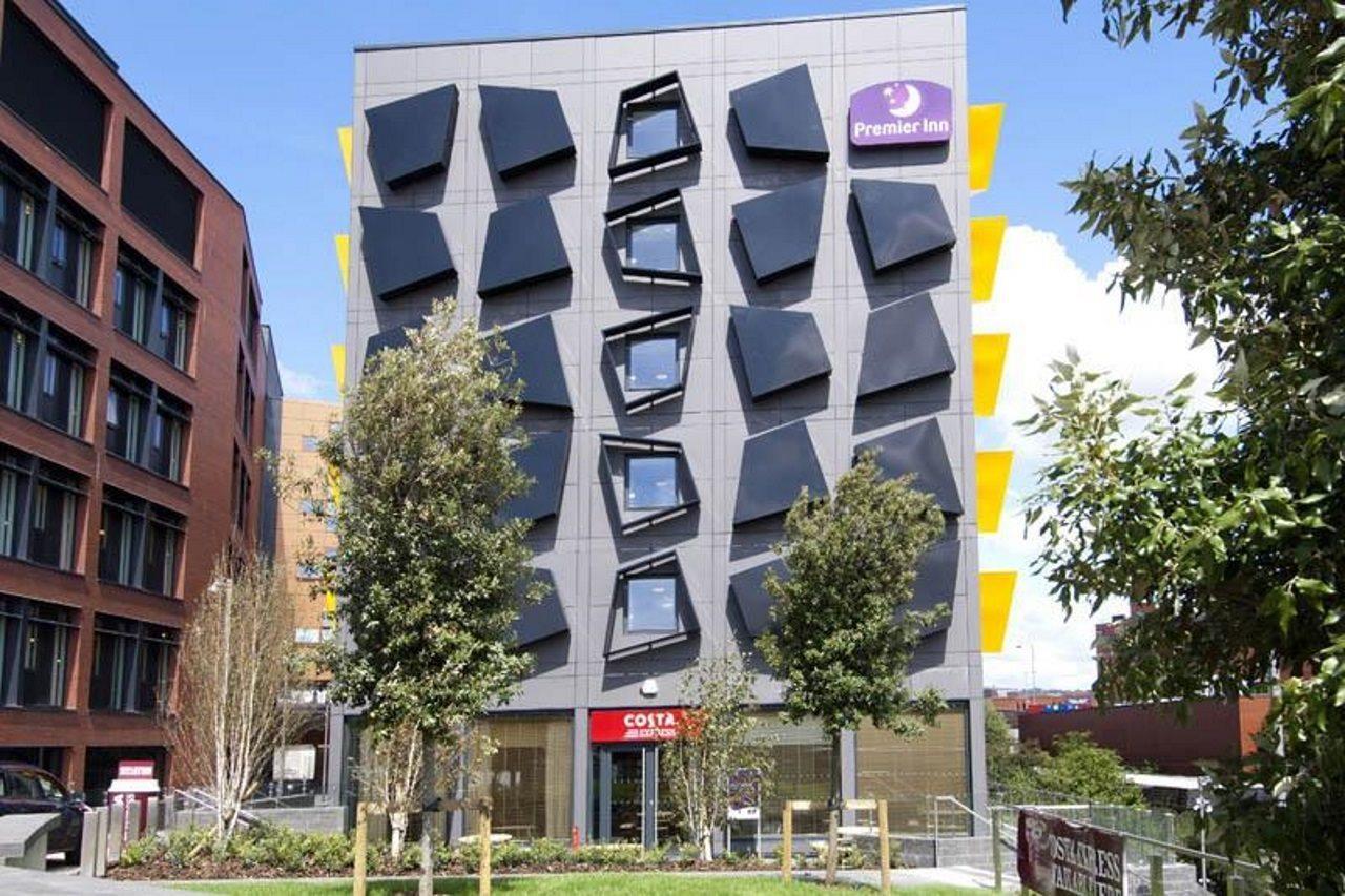 Premier Inn Manchester Bury Eksteriør billede