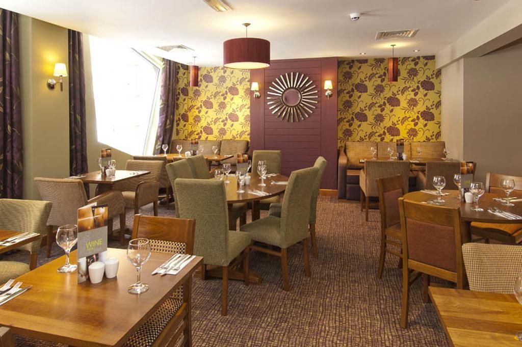 Premier Inn Manchester Bury Eksteriør billede